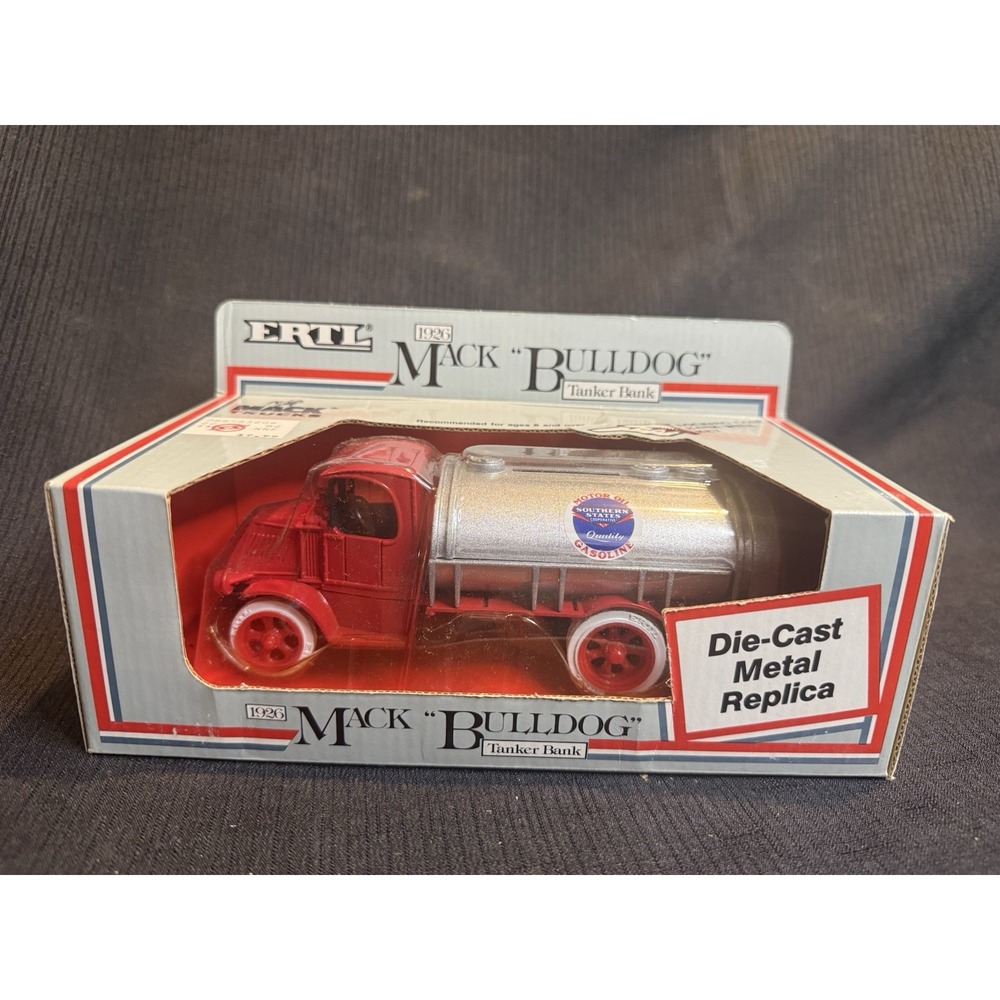 ERTL 1926 Mack Bulldog Tanker Bank 1986 Southern States Motor Oil 1/38 Scale Red